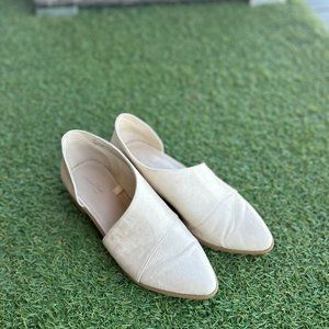 Universal Thread Wenda Open Side Cut Ankle Boot